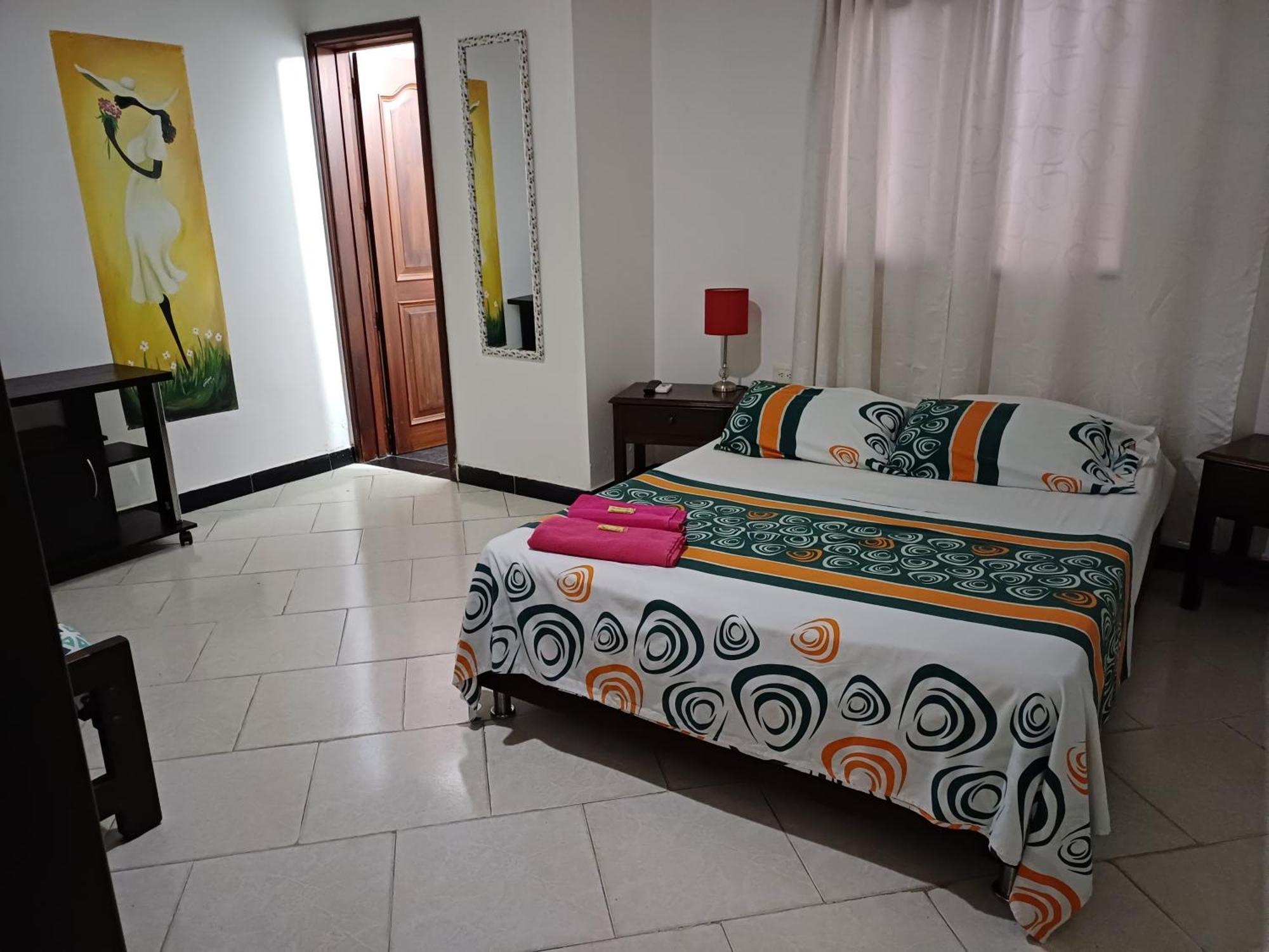 Casablanca Hostel Cali B&B ภายนอก รูปภาพ