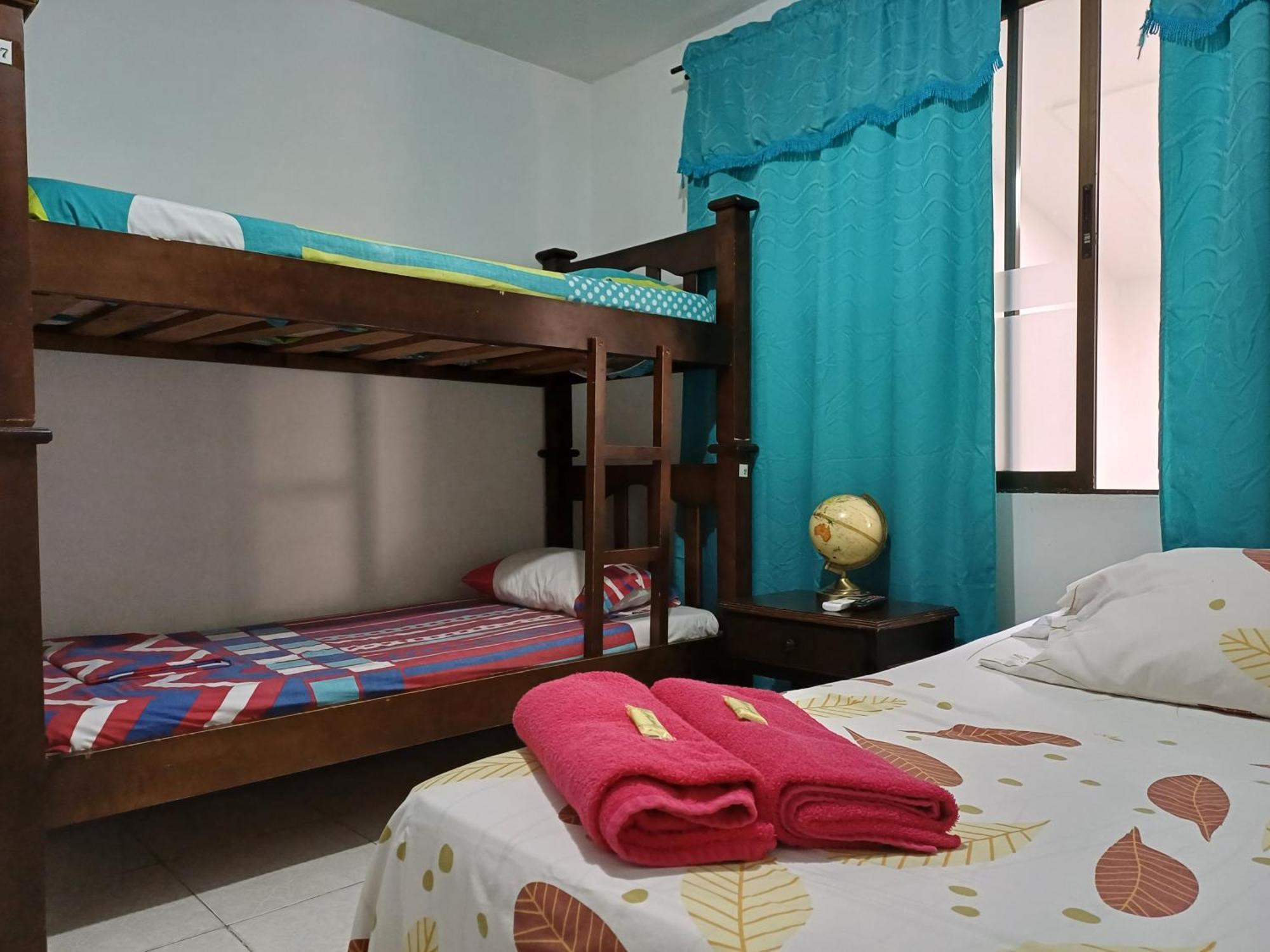 Casablanca Hostel Cali B&B ภายนอก รูปภาพ