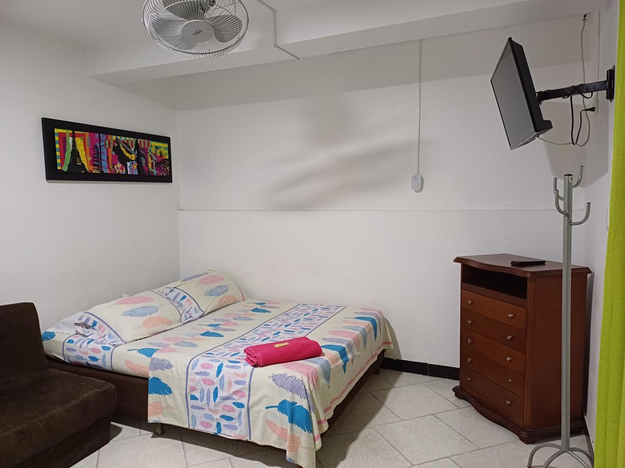 Casablanca Hostel Cali B&B ภายนอก รูปภาพ