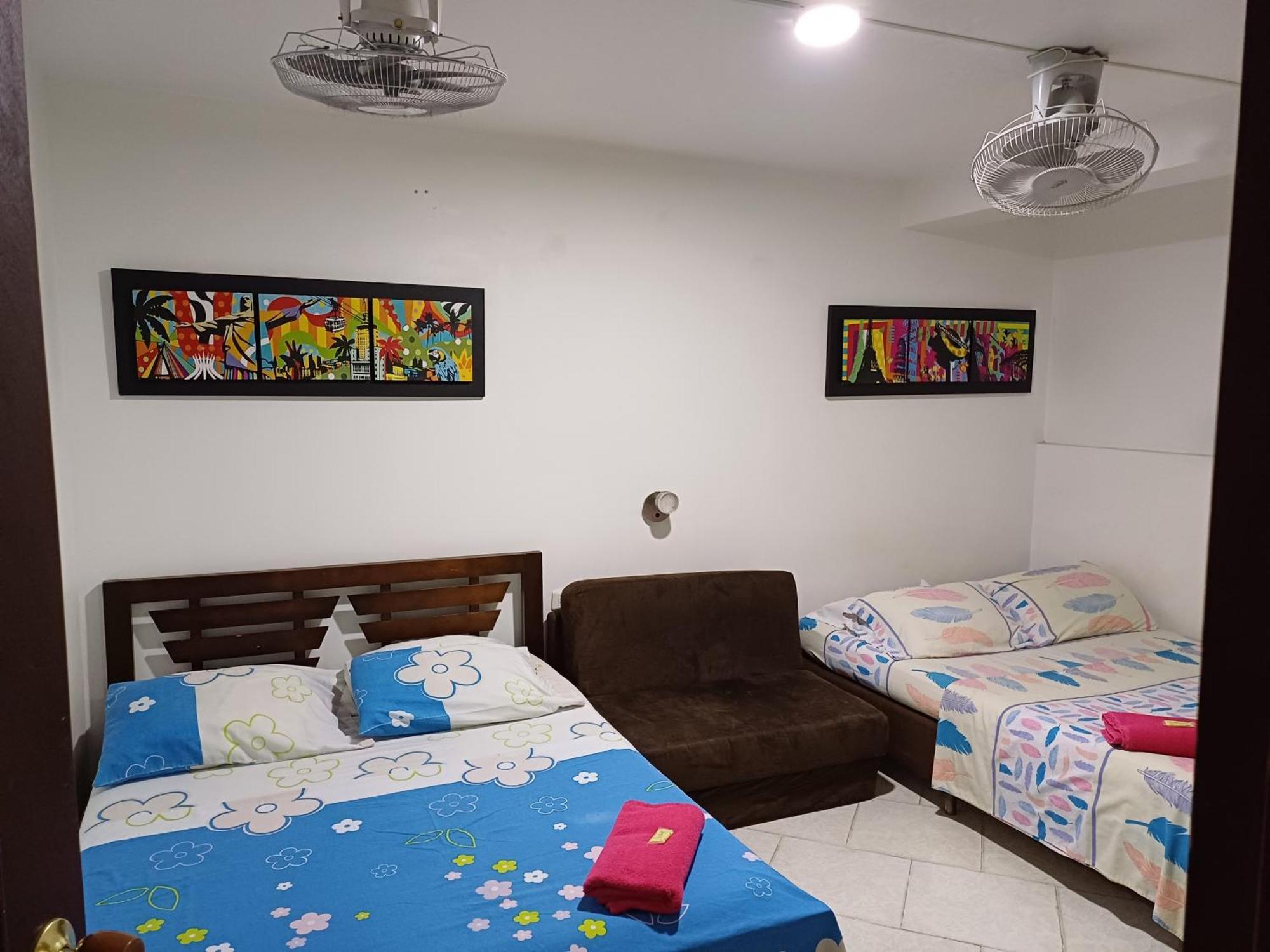 Casablanca Hostel Cali B&B ภายนอก รูปภาพ